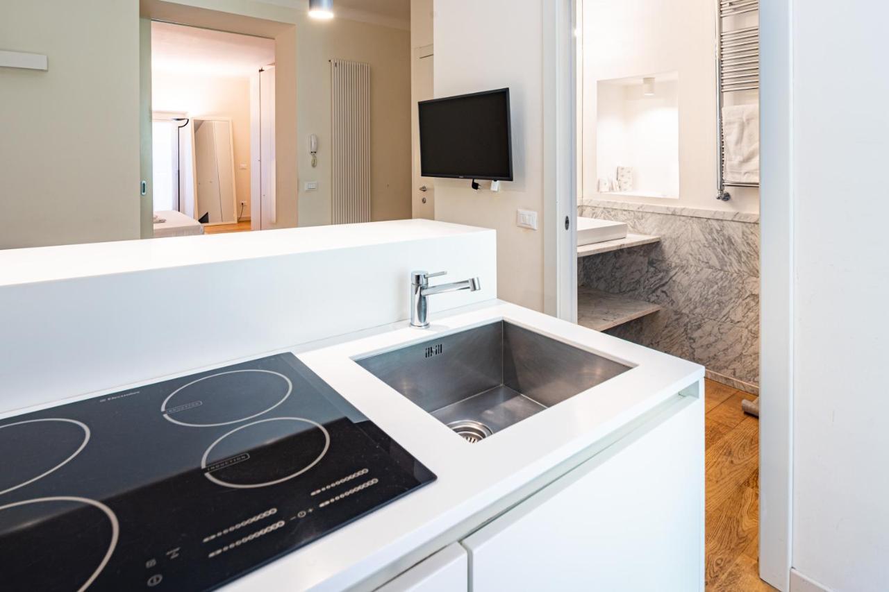 Brera Livings, Charming Flat Near Duomo Apartment Milan Exterior photo